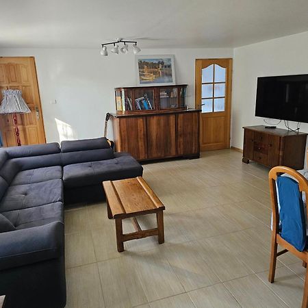 Apartamenty Nad Jeziorem Piaski ヴォリン エクステリア 写真