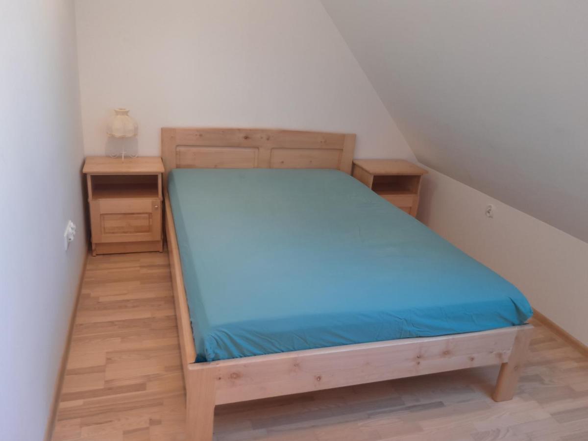 Apartamenty Nad Jeziorem Piaski ヴォリン エクステリア 写真