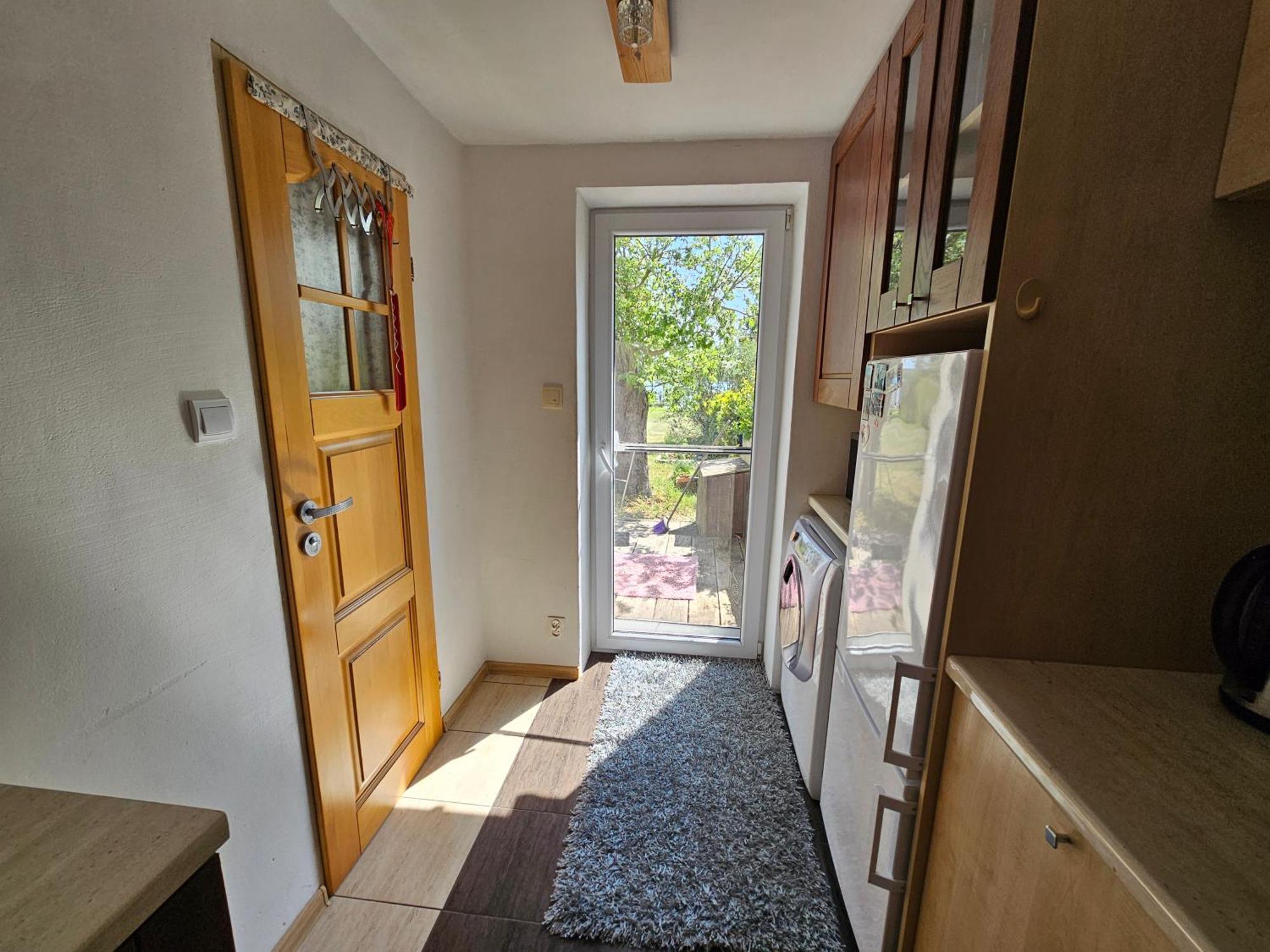 Apartamenty Nad Jeziorem Piaski ヴォリン エクステリア 写真